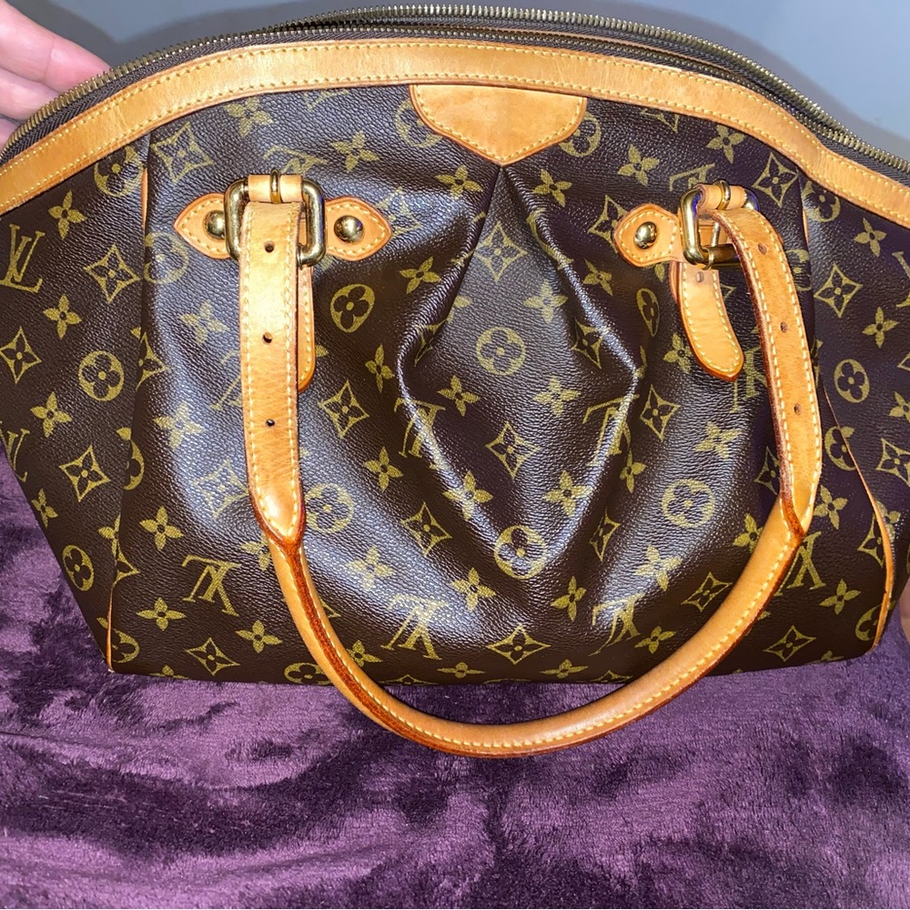 Authentic Louis Vuitton Tivoli PM